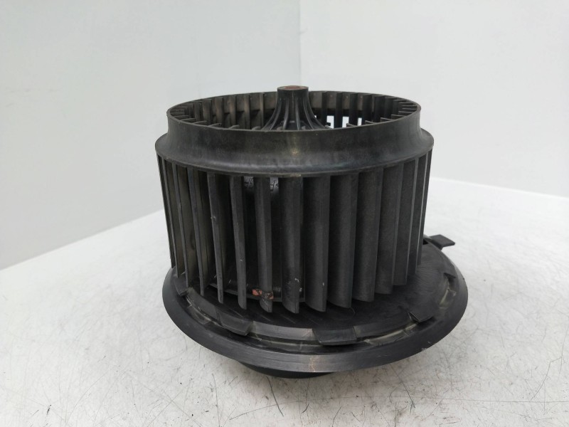 Recambio de motor calefaccion para volkswagen t5 transporter/furgoneta 2.5 tdi referencia OEM IAM 52496500 3508972 