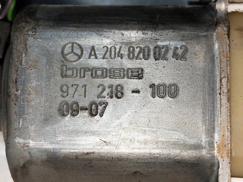 Recambio de elevalunas delantero derecho para mercedes clase c (w204) berlina 2.2 cdi cat referencia OEM IAM A2048200242 9712181