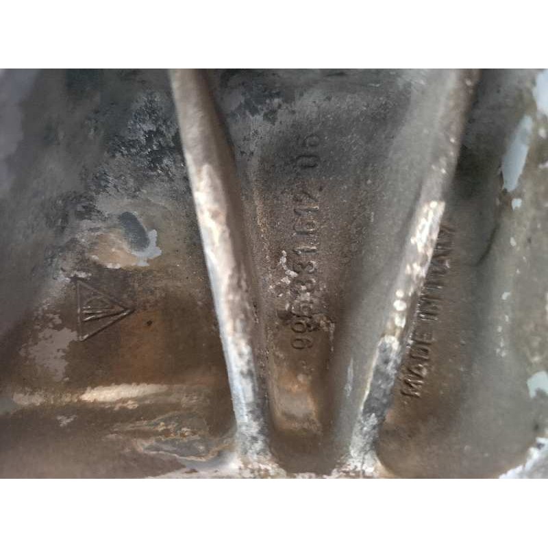Recambio de mangueta trasera derecha para porsche 911 (typ 996) carrera 4 s coupe referencia OEM IAM 99633161206  