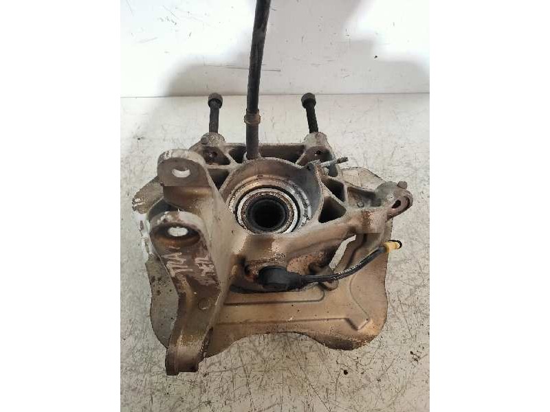 Recambio de mangueta trasera derecha para porsche 911 (typ 996) carrera 4 s coupe referencia OEM IAM 99633161206  