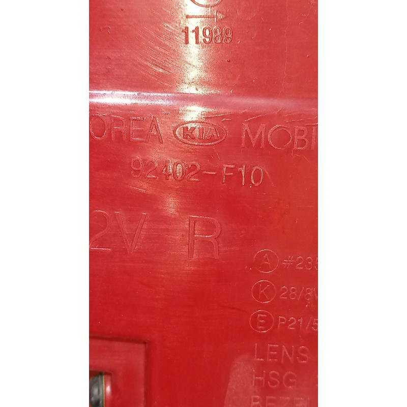 Recambio de piloto trasero derecho para kia sportage business 2wd referencia OEM IAM 92402F10  