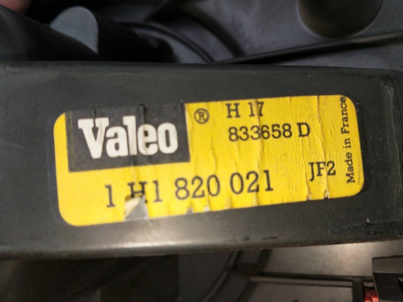 Recambio de motor calefaccion para volkswagen vento (1h2) gl referencia OEM IAM 833658D 1H1820021 