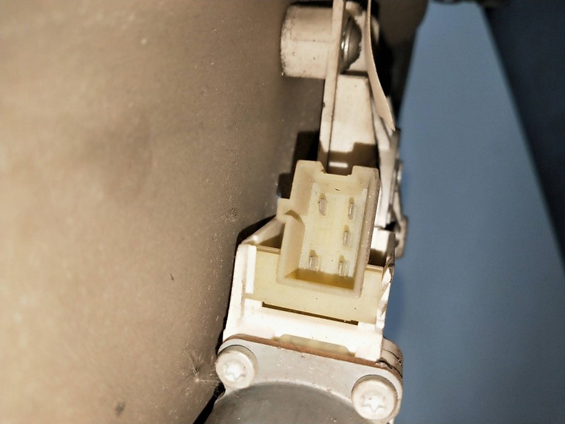 Recambio de elevalunas trasero derecho para mercedes clase c (w204) berlina 2.2 cdi cat referencia OEM IAM A2048200542 961110100