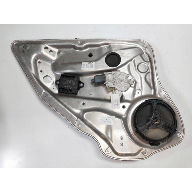 Recambio de elevalunas trasero izquierdo para mercedes clase c (w204) berlina 2.2 cdi cat referencia OEM IAM A2048200642 9611111