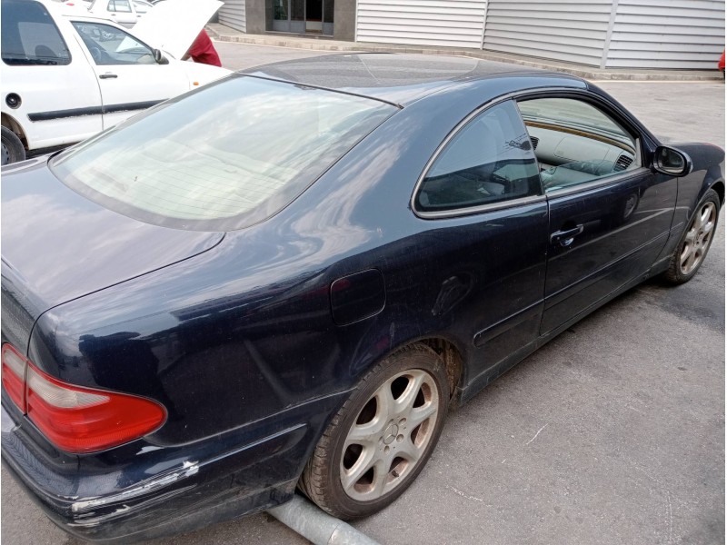 mercedes clase clk (w208) coupe del año 2003