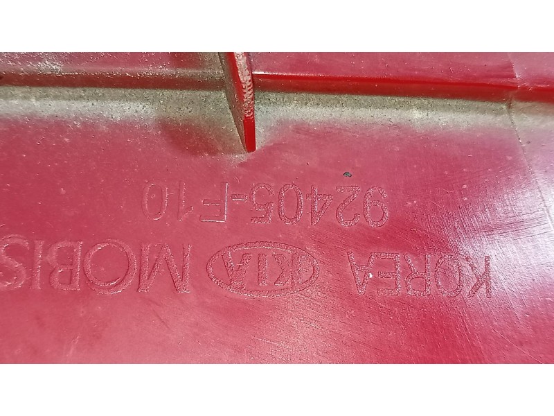 Recambio de piloto trasero izquierdo interior para kia sportage business 2wd referencia OEM IAM 92405F10  