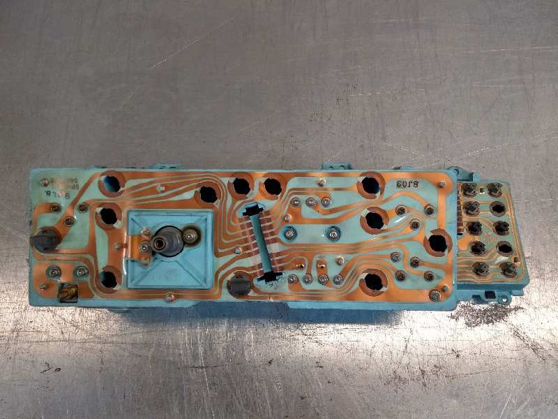 Recambio de cuadro instrumentos para jeep cherokee (xj) 2.1 turbodiesel referencia OEM IAM 56002829 AM00112D0C0 PS