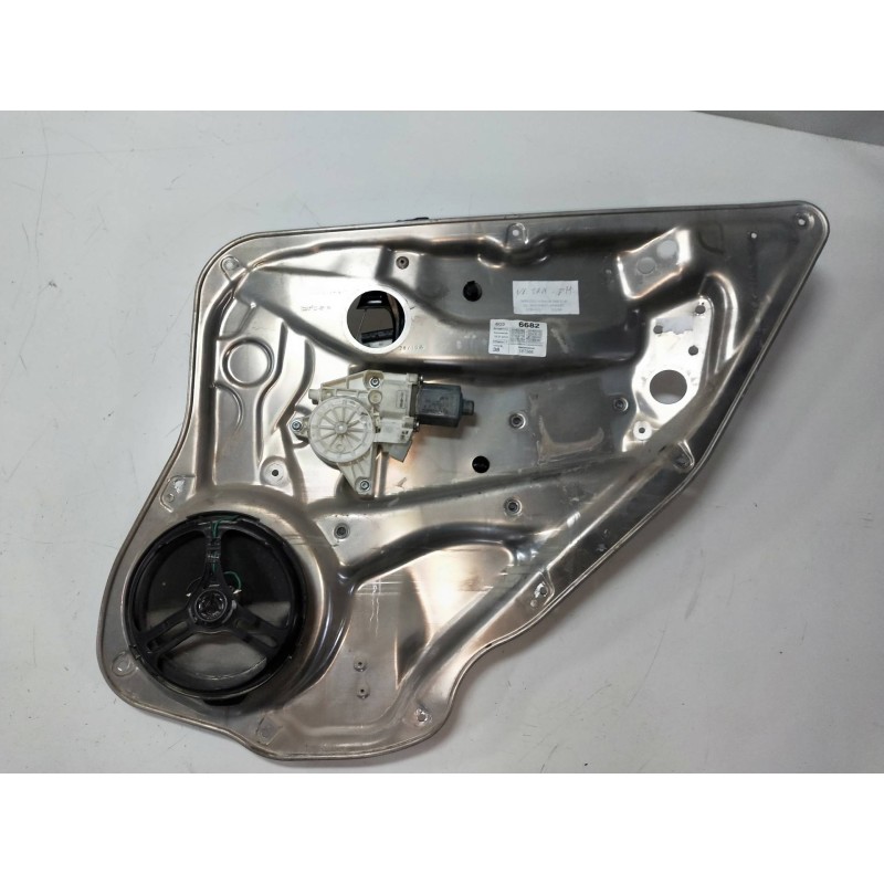 Recambio de elevalunas trasero derecho para mercedes clase c (w204) berlina c 200 cdi blueefficiency (204.001) referencia OEM IA