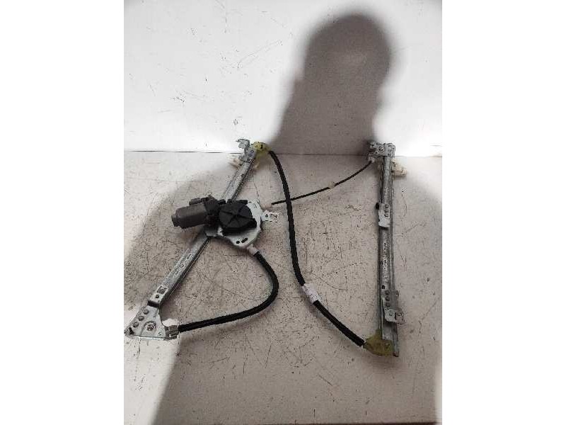 Recambio de elevalunas delantero derecho para citroen xsara berlina 2.0 hdichrono (66kw) referencia OEM IAM 400679T1 964380 H115
