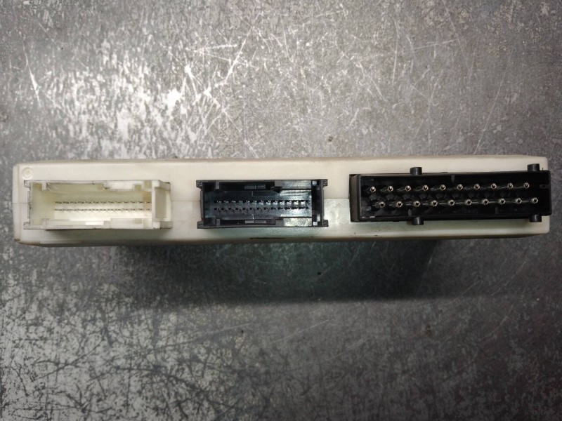 Recambio de modulo confort para bmw serie 7 (e38) 725tds referencia OEM IAM 61358376641 60837710 