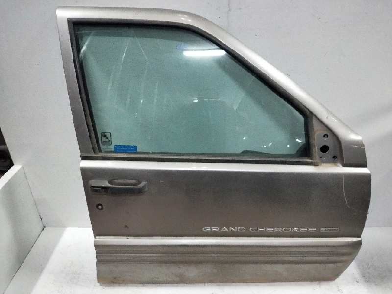 Recambio de puerta delantera derecha para jeep gr.cherokee (zj)/(z) 2.5 turbodiesel referencia OEM IAM  GR CHEROKEE