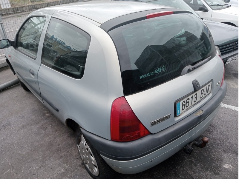 renault clio ii fase i (b/cbo) del año 2001