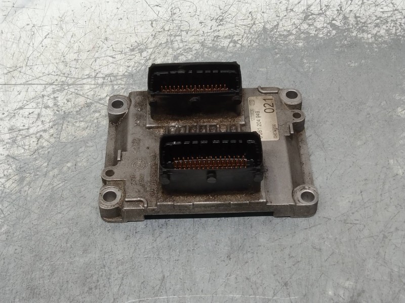 Recambio de centralita motor uce para alfa romeo 156 (116) 2.0 t.spark distinctive selespeed referencia OEM IAM 0261204949 12773