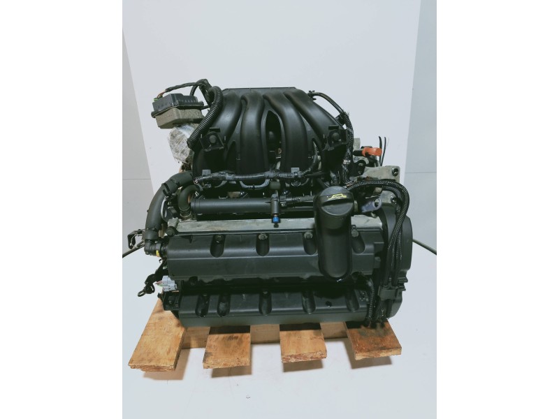 Recambio de motor completo para citroen c4 picasso exclusive referencia OEM IAM RFJ 10LH5E 1691493 
