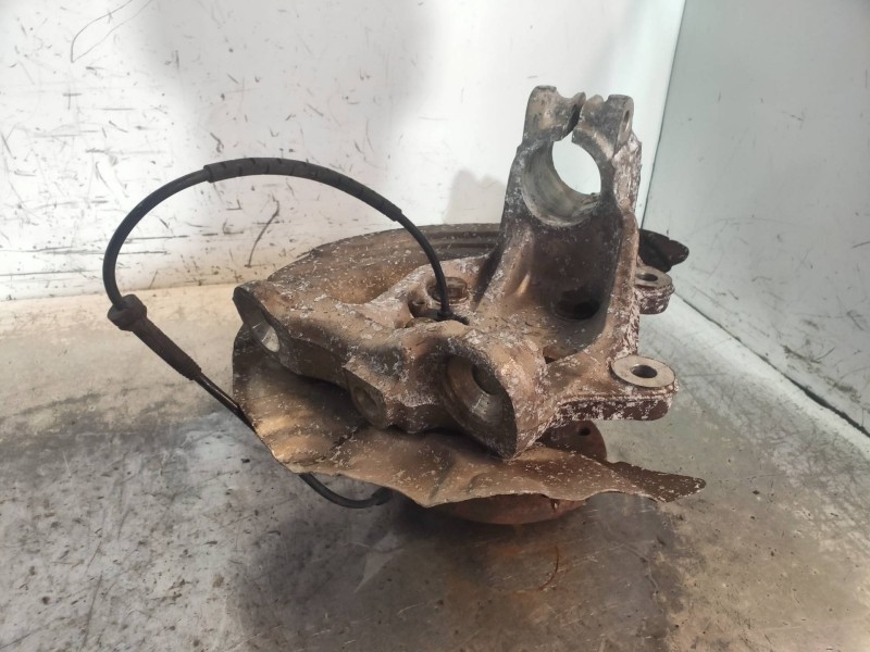 Recambio de mangueta delantera derecha para bmw serie 3 coupe (e92) 320d referencia OEM IAM   