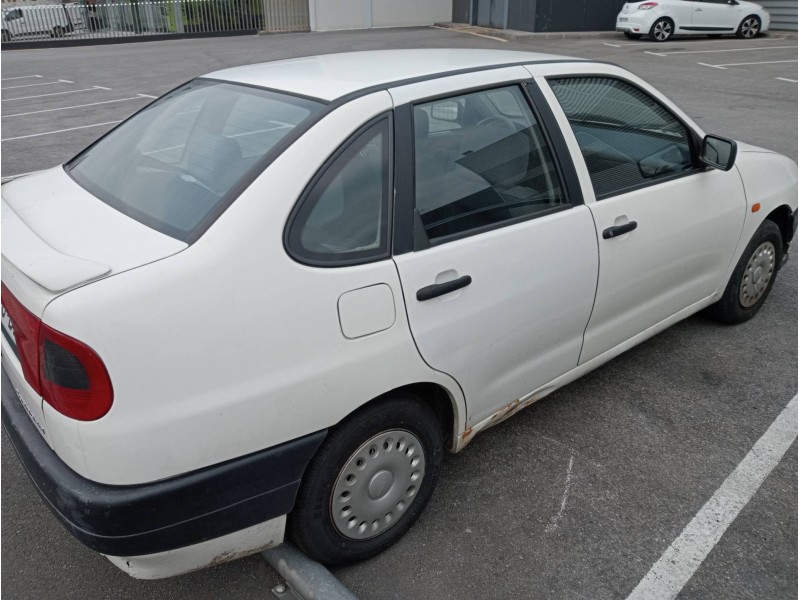 seat cordoba berlina (6k2) del año 1994
