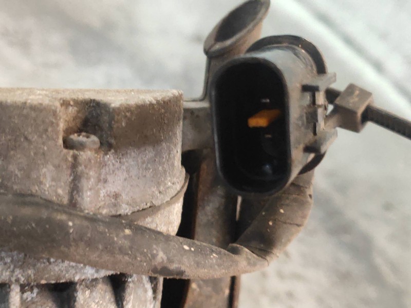 Recambio de faro antiniebla derecho para chevrolet evanda cdx referencia OEM IAM   