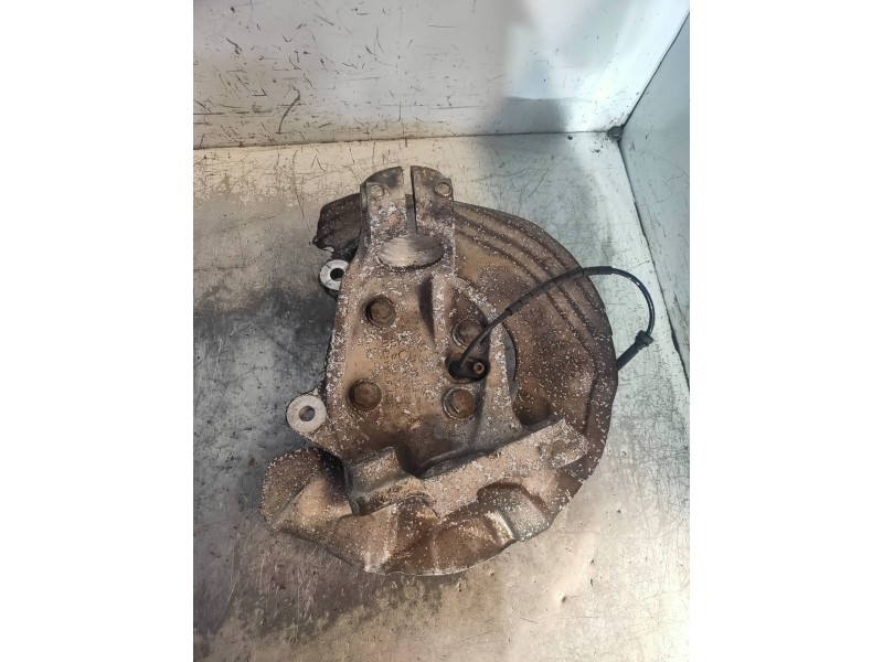 Recambio de mangueta delantera izquierda para bmw serie 3 coupe (e92) 320d referencia OEM IAM   