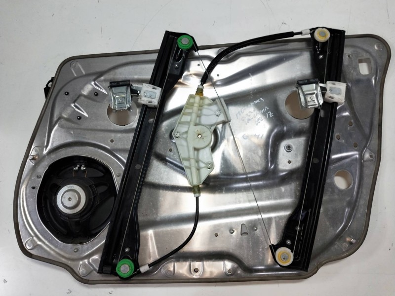 Recambio de elevalunas delantero izquierdo para mercedes clase c (w204) familiar referencia OEM IAM A2048200142 971133100 5P R