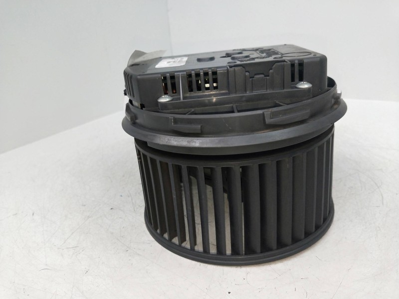 Recambio de motor calefaccion para volvo c30 1.6 cat referencia OEM IAM 4M5H18456  