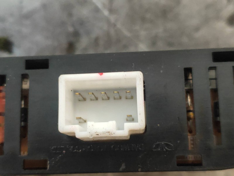 Recambio de pantalla multifuncion para chevrolet evanda cdx referencia OEM IAM   