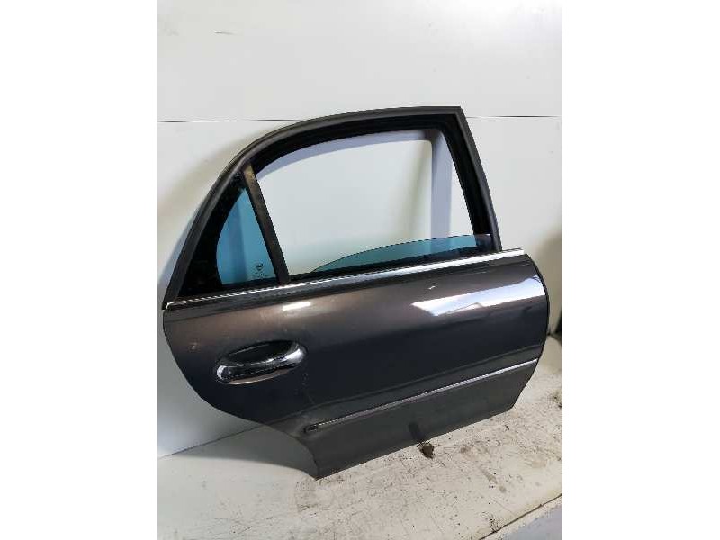 Recambio de puerta trasera derecha para lancia thesis (115) 3.0 v6 24v cae emblema referencia OEM IAM   
