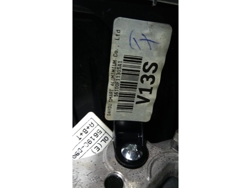 Recambio de volante para kia sportage business 2wd referencia OEM IAM 56100F1130  