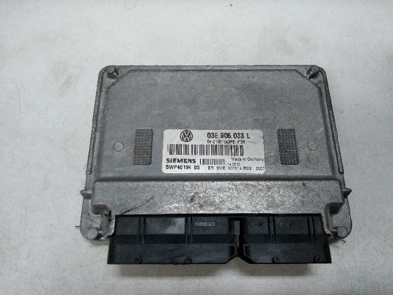 Recambio de centralita motor uce para volkswagen polo (9n1) conceptline referencia OEM IAM 5WP4019405 03E906033L 3PE4726