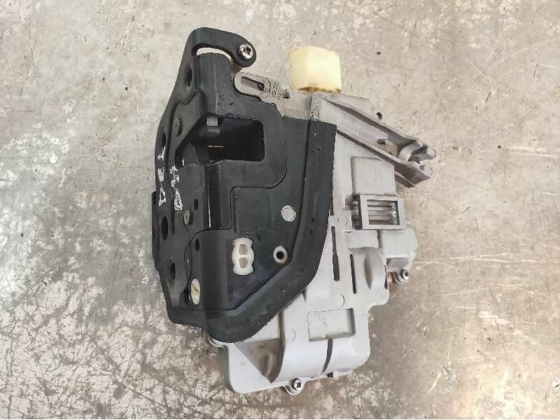 Recambio de motor cierre centralizado delantero derecho para audi q7 (4l) 3.0 tdi referencia OEM IAM CZ3C1837016A  