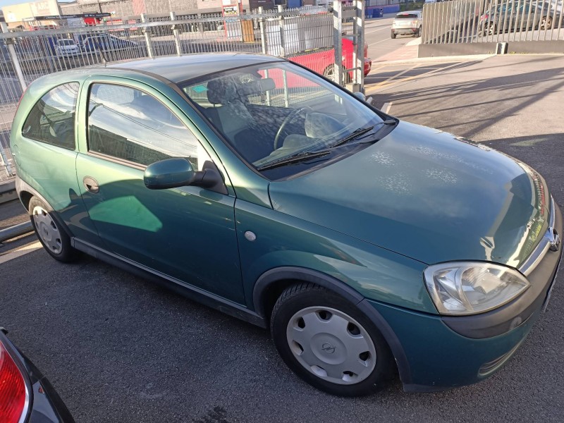 opel corsa c del año 2003