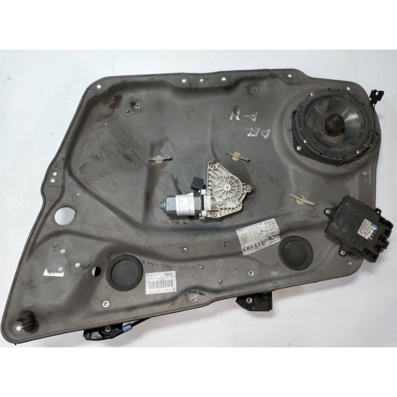 Recambio de elevalunas delantero derecho para mercedes clase b (w245) 2.0 cdi cat referencia OEM IAM   5P