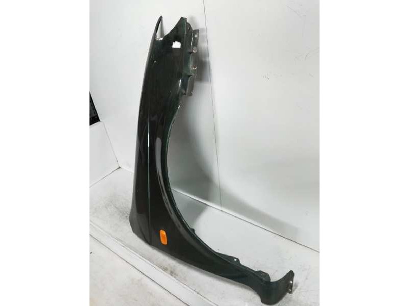 Recambio de aleta delantera derecha para kia carnival referencia OEM IAM   