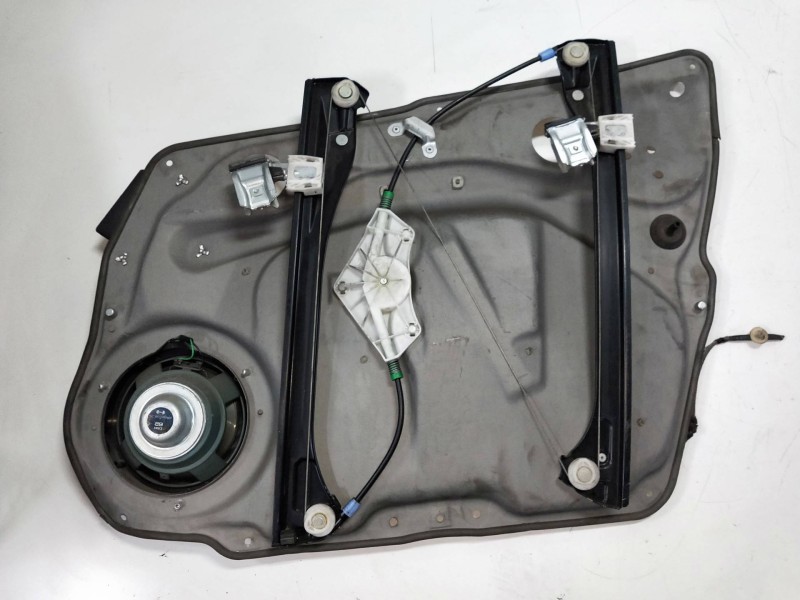 Recambio de elevalunas delantero izquierdo para mercedes clase b (w245) 2.0 cdi cat referencia OEM IAM   5P