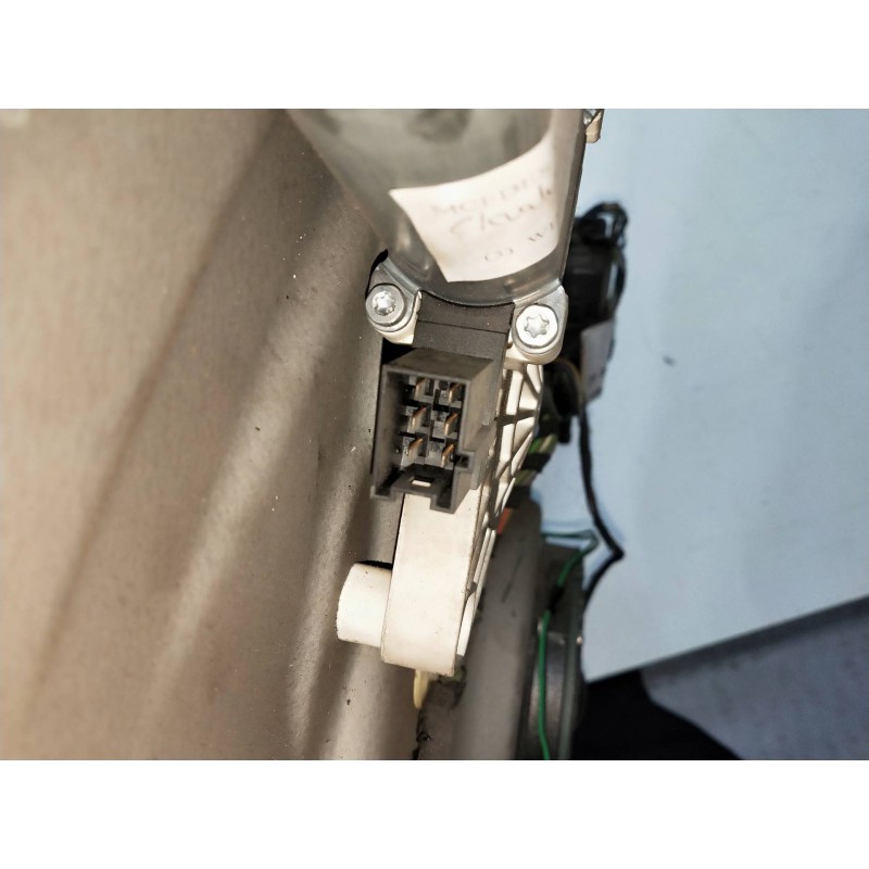Recambio de elevalunas delantero izquierdo para mercedes clase b (w245) 2.0 cdi cat referencia OEM IAM   5P