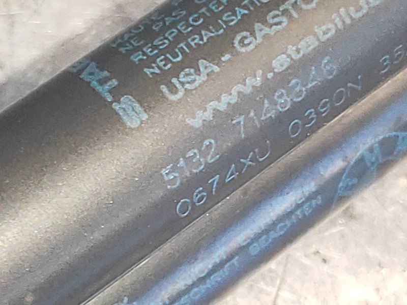 Recambio de amortiguadores capo para bmw x5 (e70) 3.0d referencia OEM IAM 51327148346  