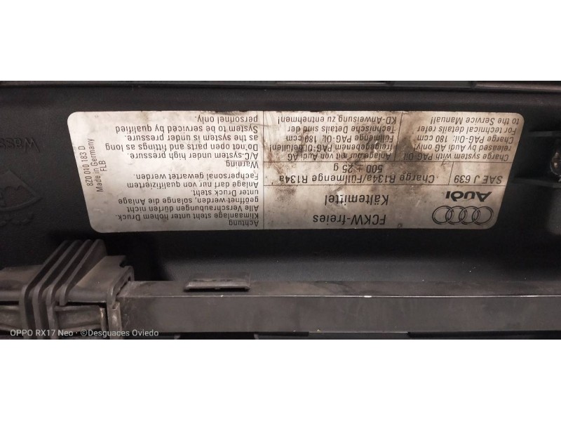 Recambio de rejilla delantera para audi a2 (8z) 1.4 referencia OEM IAM 8Z0010183D  