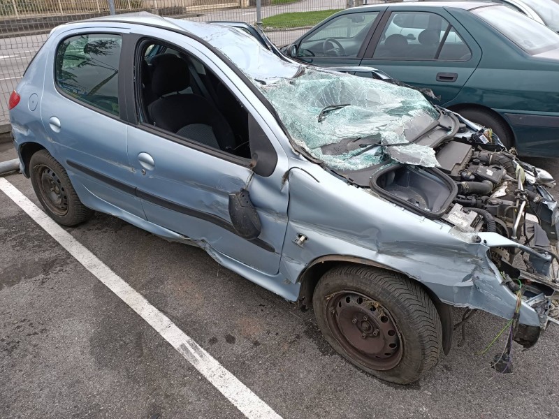 peugeot 206 berlina del año 2003