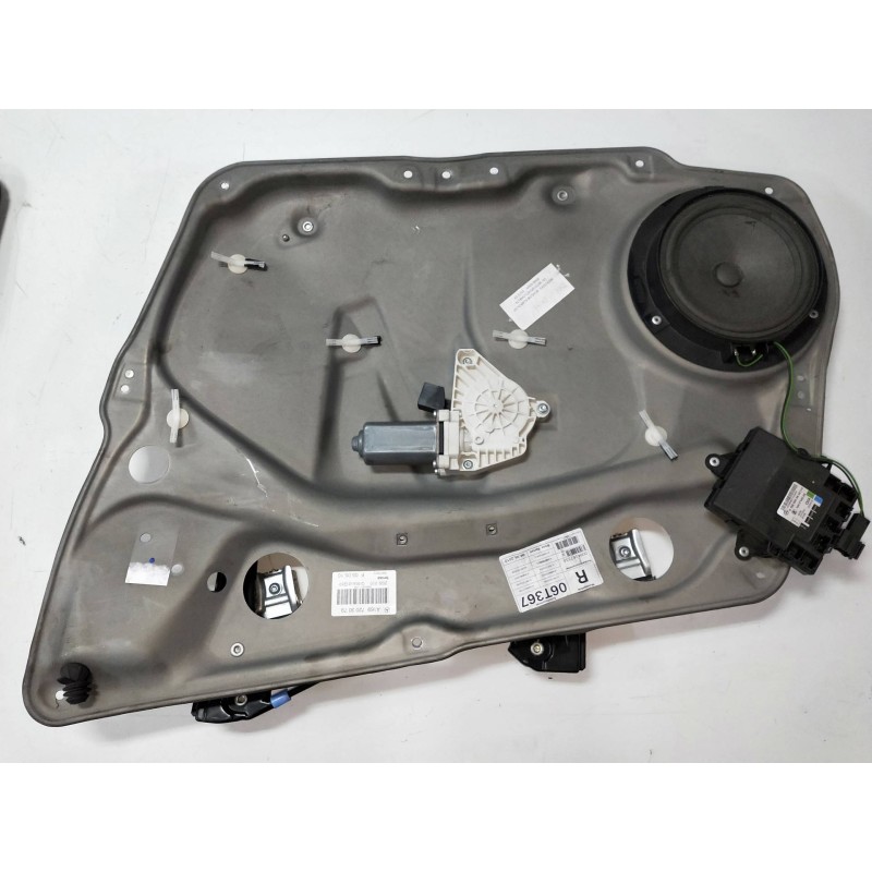 Recambio de elevalunas delantero derecho para mercedes clase b (w245) 180 cdi (245.207) referencia OEM IAM   5P