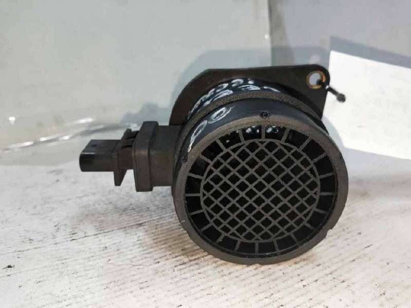 Recambio de caudalimetro para kia cee´d 1.6 crdi cat referencia OEM IAM 9220930004 281642A401 KEFICO