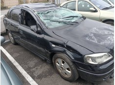 opel astra g berlina del año 2002