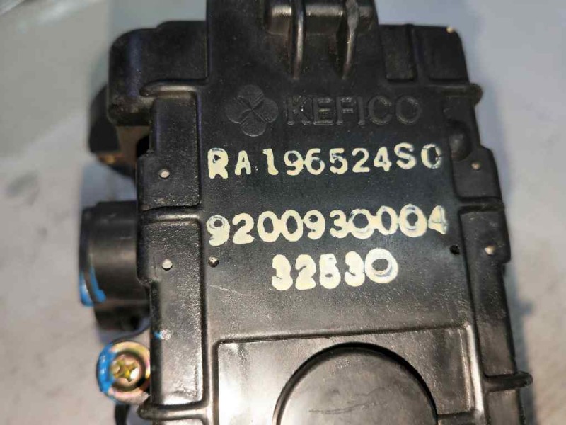 Recambio de caudalimetro para hyundai santamo gl referencia OEM IAM RA196524S0 9200930004 KEFICO