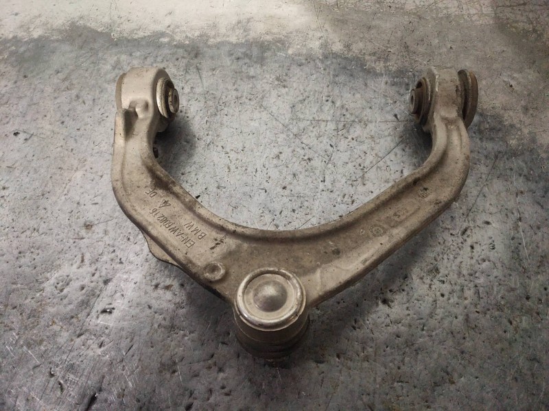 Recambio de brazo suspension superior delantero izquierdo para bmw x5 (e70) 3.0d referencia OEM IAM   