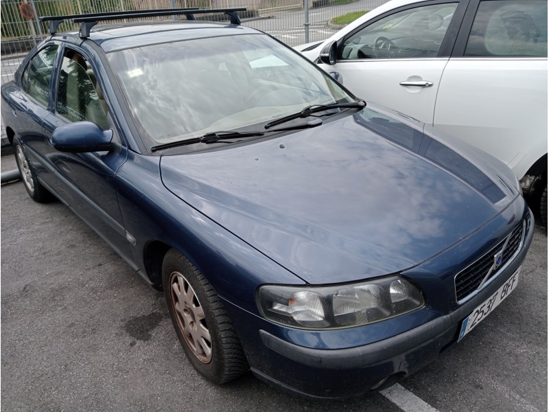 volvo s60 berlina del año 2001