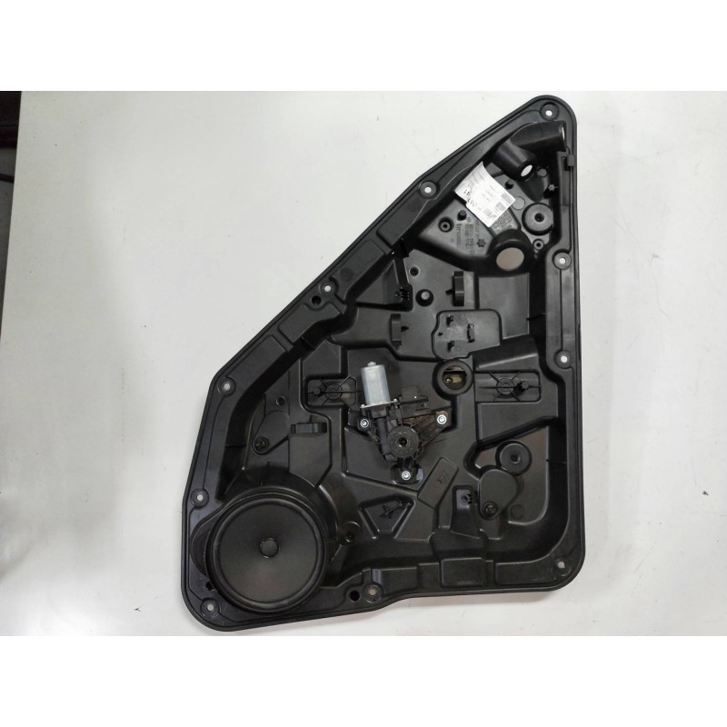 Recambio de elevalunas trasero izquierdo para mercedes clase b (w246) b 180 cdi be (246.200) referencia OEM IAM   5P