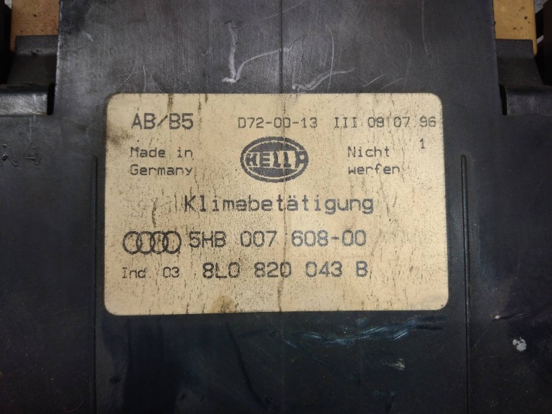 Recambio de mando calefaccion / aire acondicionado para audi a3 (8l) 1.9 tdi ambiente referencia OEM IAM 8L0820043B 5HB00760800 