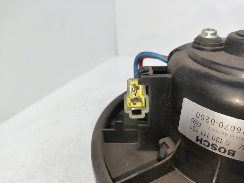 Recambio de motor calefaccion para volvo v40 familiar 2.0 16v cat referencia OEM IAM 0130111191 MF0160700260 