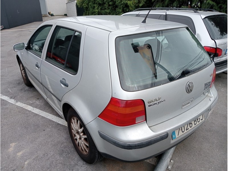 volkswagen golf iv berlina (1j1) del año 2001