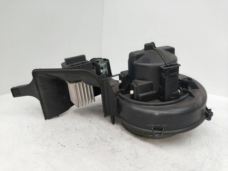 Recambio de motor calefaccion para volvo xc70 referencia OEM IAM   