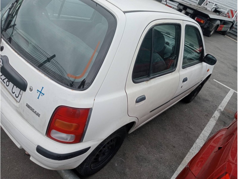 nissan micra (k11) del año 2000