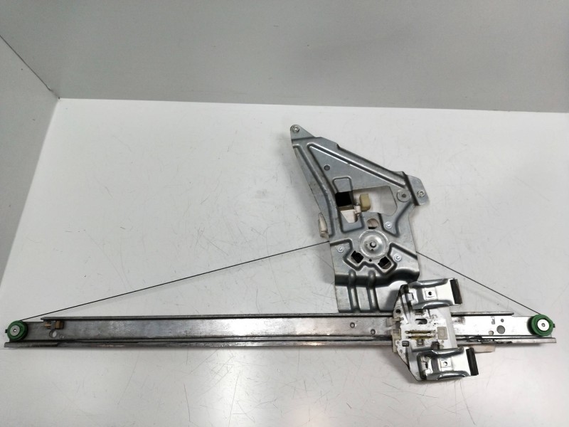Recambio de elevalunas delantero izquierdo para mercedes sprinterii caja cerrada (desde 01.06) 309/311/313/315  cdi (906.631/633